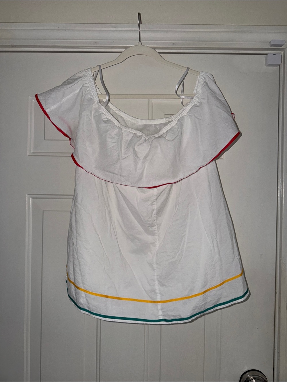 Lane Bryant White Off-Shoulder Top with Red, Yellow & Green Trim. Sz 14/16 - Picture 3 of 5